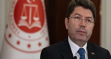 Adalet Bakanı Tunç'tan 15 Temmuz mesajı: Milletimiz tüm dünyaya bir kez daha demokrasi dersi vermiştir