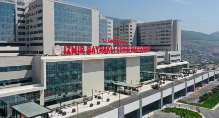 Bayraklı Şehir Hastanesi’ne başhekim atandı