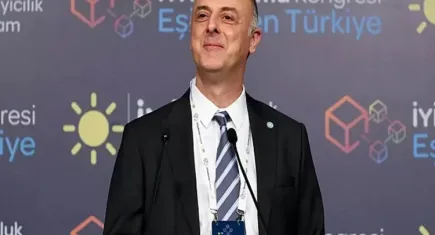 Özlale’den flaş istifa