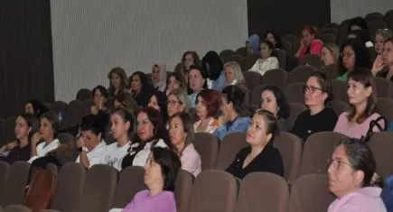 Ege Üniversitesi'nden Rehber Hemşirelik Sertifika Eğitimi