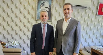 İLKSES Gazetesi İsveç Temsilcisi Özer, İskandinav turistlerin şikayetlerine rehber oldu
