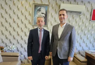 İLKSES Gazetesi İsveç Temsilcisi Özer, İskandinav turistlerin şikayetlerine rehber oldu