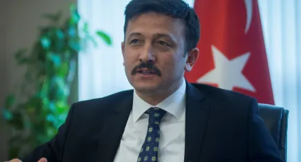 İzmir'de mezarlık için Hazine arazisinin belediyeye tahsisine onay