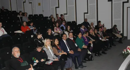 Mimar, akademisyen ve öğrencilerden interaktif bir sempozyum