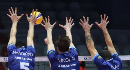 Arkas Spor, Galatasaray deplasmanında