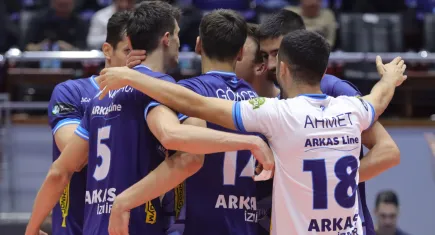 Arkas Spor, Avrupa'da avantajı kaptı