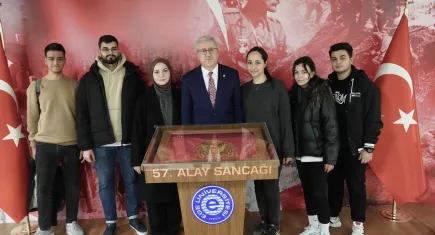 Rektör Prof. Dr. Budak’tan öğrencilere moral ziyareti