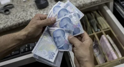 Emekli aylıklarına tepki çığ gibi büyüyor: Maaş fark ve dengeleri altüst oldu!