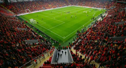 Göztepe evinde Ümraniyespor'u konuk ediyor