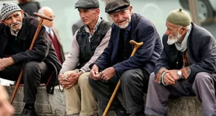 Emekliye verilen zammın yankısı sürüyor: Orta gelir grubu sayenizde artık yok!
