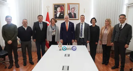 Egeli akademisyenlerden mikroplastik sorununa çözüm