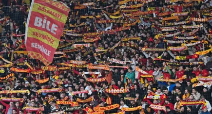 Göztepe evinde Manisa'yı konuk ediyor