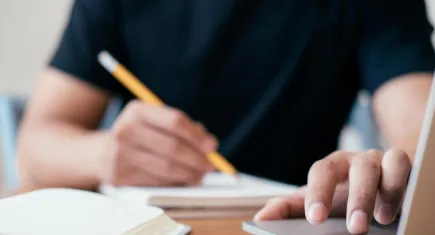 Öğretmen yokluğu gerekçe gösteriliyor… Öğrenciler istedikleri dersleri seçemiyor!