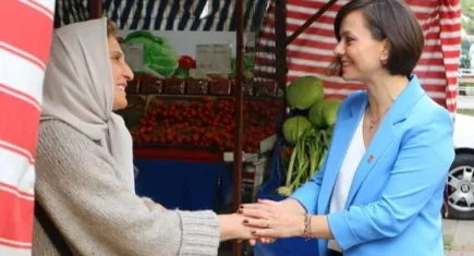 Karabağlar Belediyesi Başkan Adayı Helil Kınay çalışmalara devam ediyor
