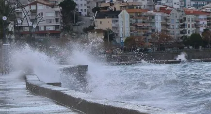 Meteorolojiden Ege’ye fırtına uyarısı