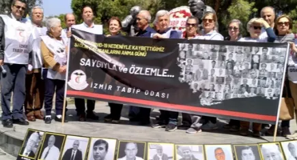 Hekimler salgında kaybettikleri meslektaşlarını unutmadı