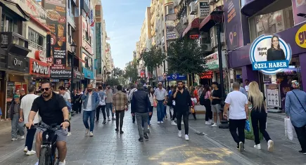 Çarşılar dolu poşetler boş