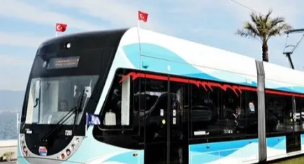 İzmir ulaşımında metro ve tramvaya bayram ayarı