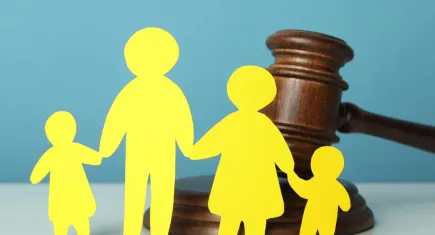 Mor Çatı’dan yeni bir rapor daha: Erkek şiddeti, çocuklar ve velayet!