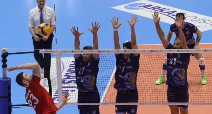 Arkas Spor, beşincilik için sahaya çıkıyor