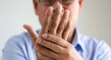 Karşıyaka Belediyesi'nden Parkinson Hastalığı Semineri