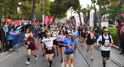 Maraton İzmir 10K koşusunun kazananları belli oldu