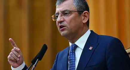 Özel'den gündem değerlendirilmesi:Vatandaşın, milletin gündemini konuşmaya devam edeceğiz. Vatandaşın gündemi neyse, benim gündemim o
