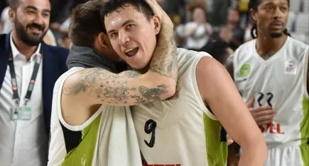 Potanın Tarzanları, play-off'u garantiledi