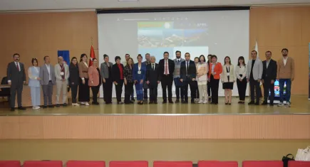 1.Uluslararası Batı Karadeniz İletişim Araştırmaları Sempozyumu Zonguldak'ta düzenlendi