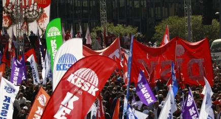 İnsan Hakları Derneği: Taksim yasağı kaldırılsın!