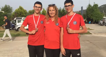 Karabağlar Spor Kulübü, Türkiye şampiyonasında İzmir'i onurlandırdı