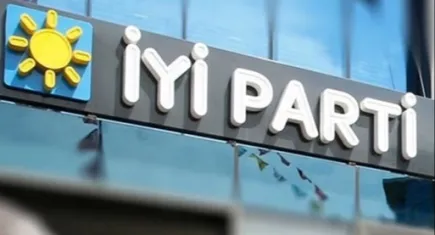 İYİ Parti'de yaprak dökümü devam ediyor