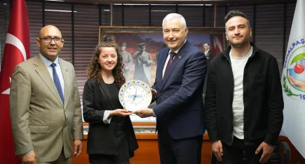 İLKSES ailesinden Başkan Günay’a ziyaret: Başkan Günay’dan yerel basına destek