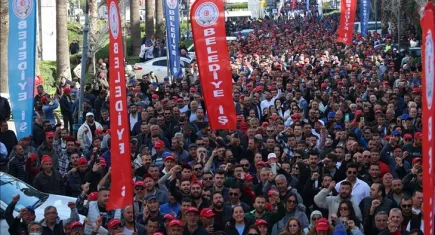 İşten çıkarmalara ‘bankamatikçi’ göndermesi: Çalışandan değil taşere edenden…