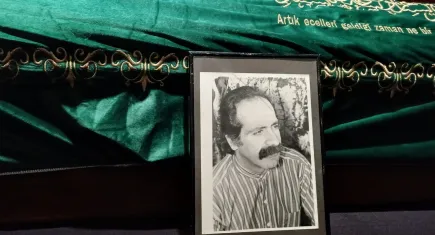 Tiyatrocu Kemal Rafet Gücoğlu son yolculuğuna uğurlandı