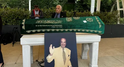 Ünlü sunucu Erkan Yolaç'a veda: Sevenleri tarafından uğurlandı
