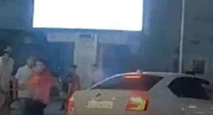 Derbi maçında taraftarın üzerine otomobil süren sürücüye ceza yağdı