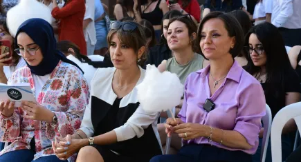 Helil Kınay bahar şenliğinde öğrencilerle bir araya geldi