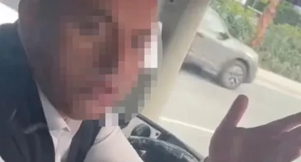İstanbul'da arka kapıan bindin kavgası: O kapıyı açanlar özürlü o zaman