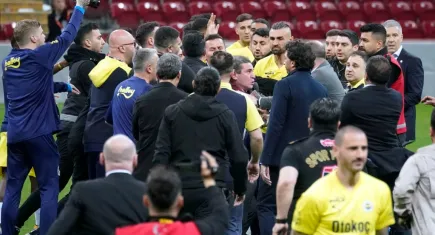 Olaylı derbide yeni gelişme: Mert Hakan Yandaş ve Osayi Samuel ifadeye çağrıldı