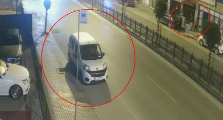 Sakarya'da eğlence çıkışı sokakta silahlar konuştu