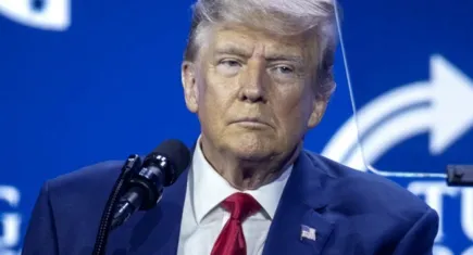 Trump'ın eski sağ kolu itiraf etti: Trump'tan para çalmış