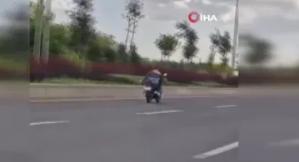 Ankara'da kasksız sürücü trafiği tehlikeye attı