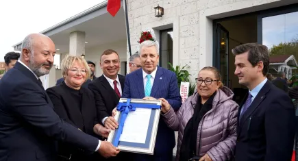 EÜ Çeşme Turizm Fakültesine rekor bağışla öğrenci yurdu