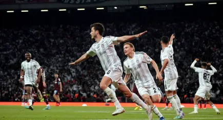 Ziraat Türkiye Kupası Finalinde büyük heyecan! Beşiktaş, Trabzonspor'u 3-2 mağlup ederek şampiyon oldu