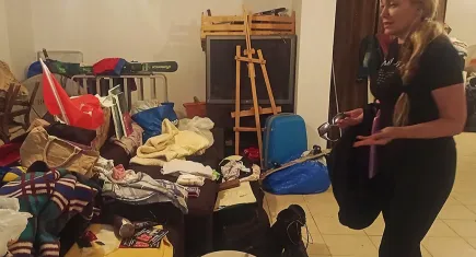 Antalya'da ev sahibi kiracısını çıkaramayınca depoya taşındı