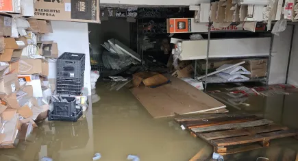 Gürcistan'da sel felaketi: Kent sular altında kaldı