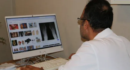 Topuklu ayakkabı giyenler dikkat: Parmağınızın anatomisi bozulabilir