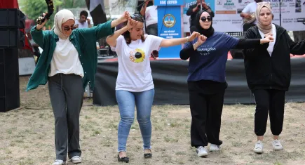 Binlerce Erzurumlu İzmir'deki piknik şöleninde bir araya geldi