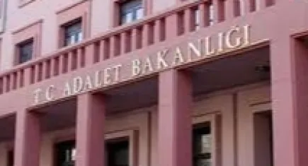 Adalet Bakanlığı üst kademe yöneticileriyle ilgili atama kararnamesi Resmi Gazete’de yayımlandı